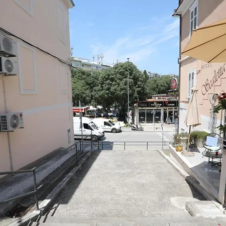 Kamala Apartment Pula